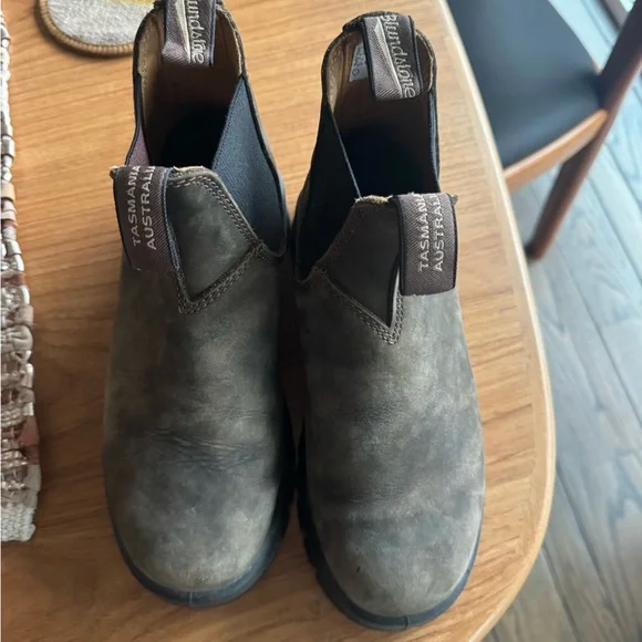 Blundstone Women’s Clay Chelsea Boots - Picture 3 of 5